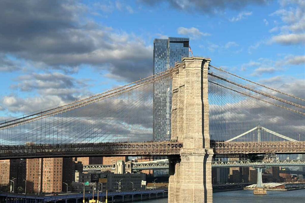 A Picture of Brooklyn Bridge