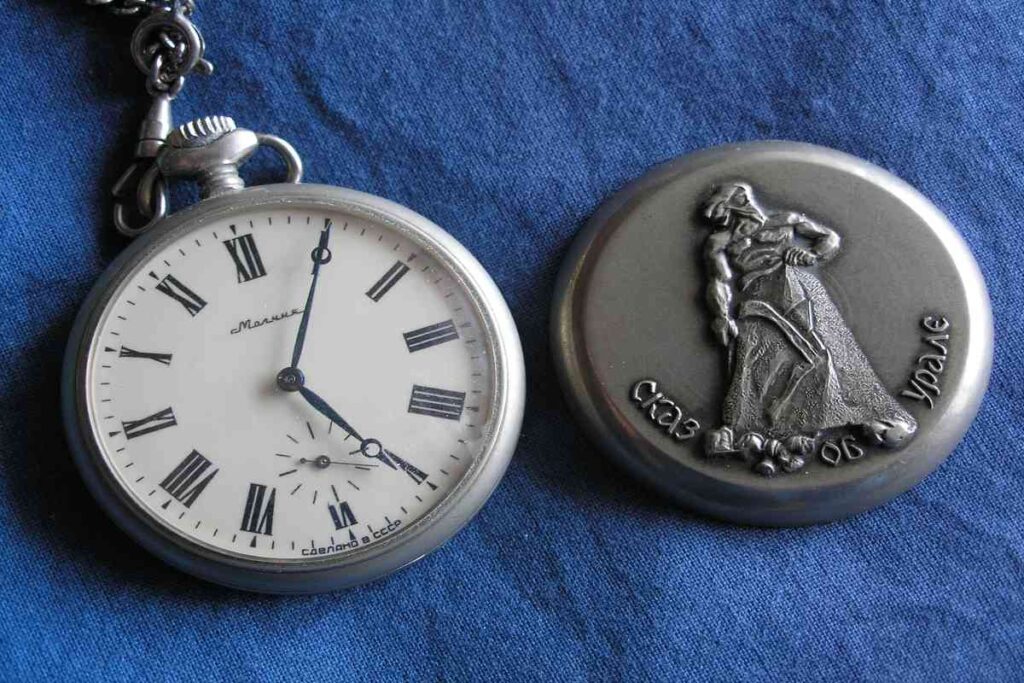 A Picture of a Pocket Watch
