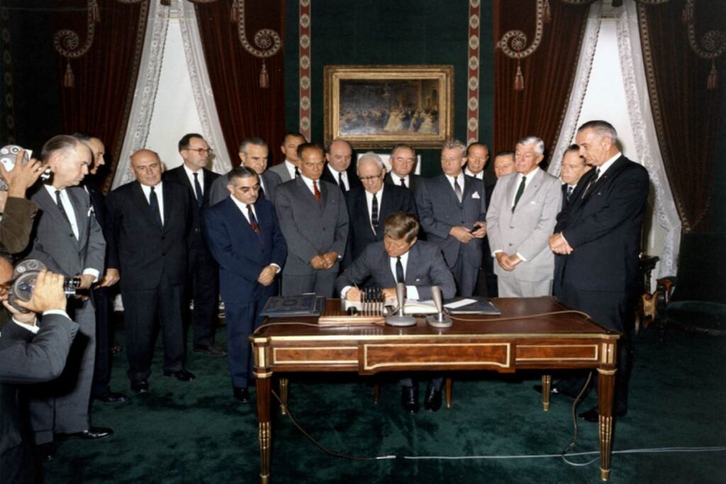 A Picture of World Leaders Signing an Agreement to Promote World Peace