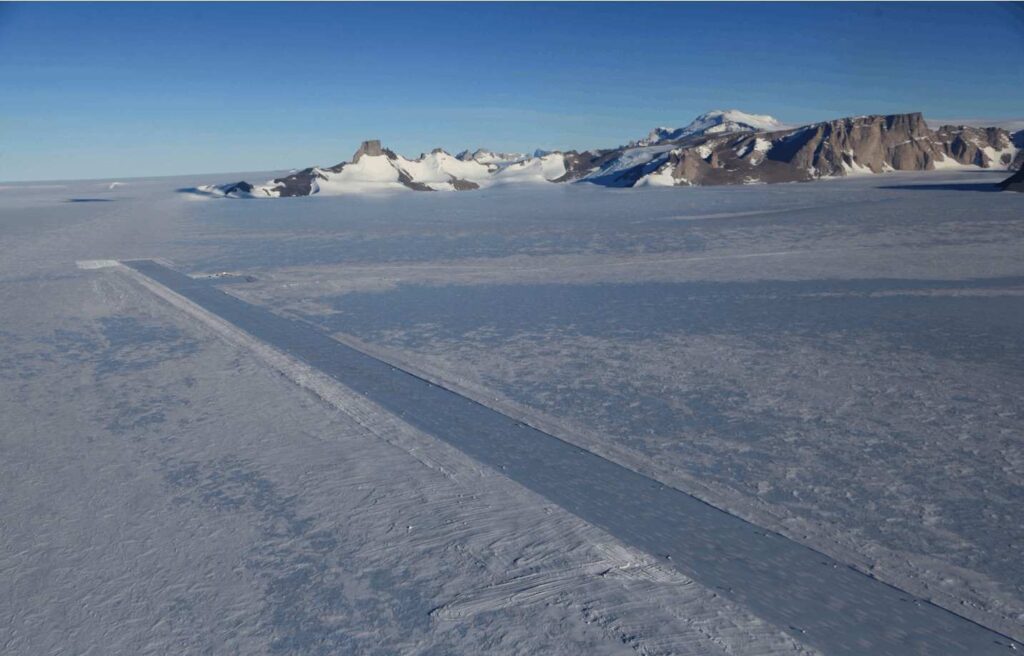 A Picture of an Antarctica Runway