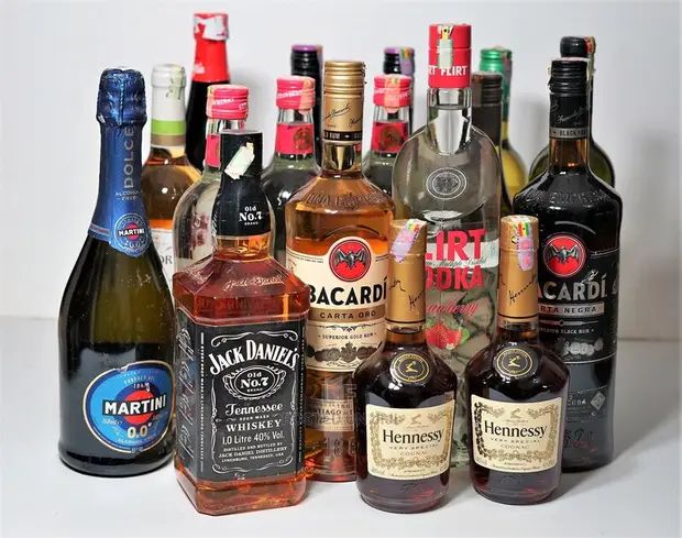 Different Alcoholic Drinks
